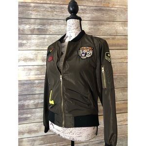 Bomber jacket